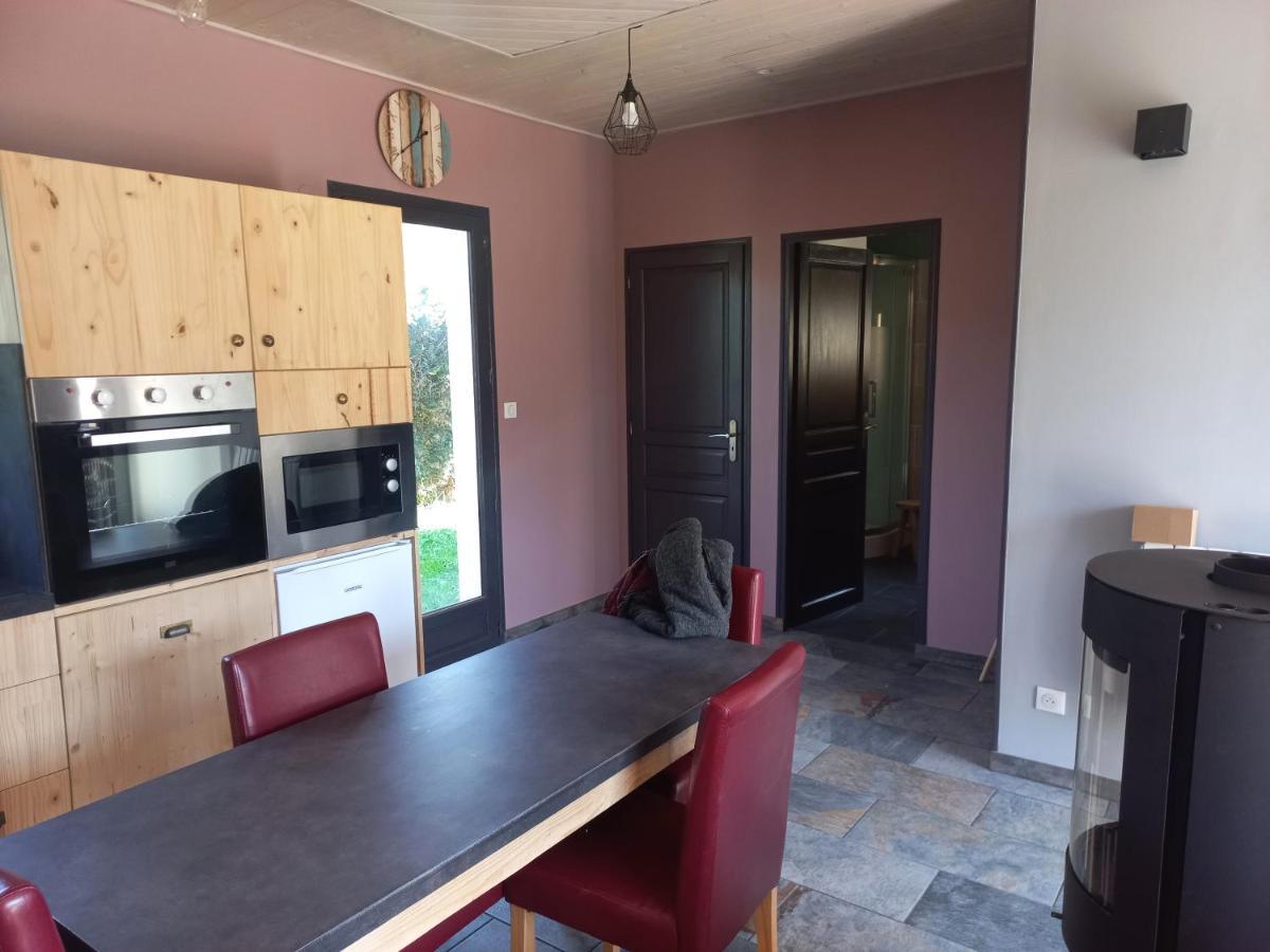 Gite Avec Option Bien-Etre Sur La Veloscenie Montigny-le-Chartif Esterno foto