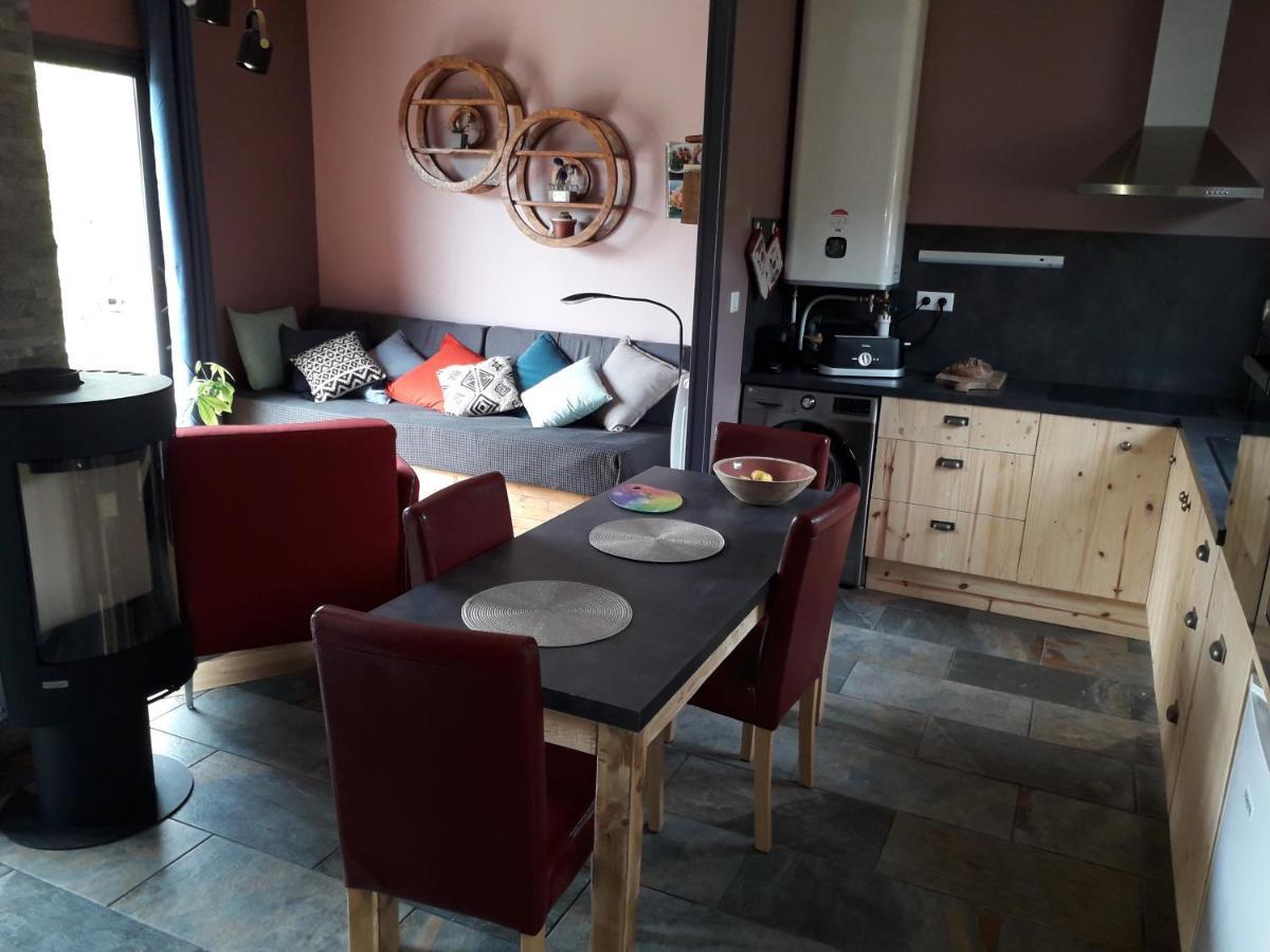 Gite Avec Option Bien-Etre Sur La Veloscenie Montigny-le-Chartif Esterno foto