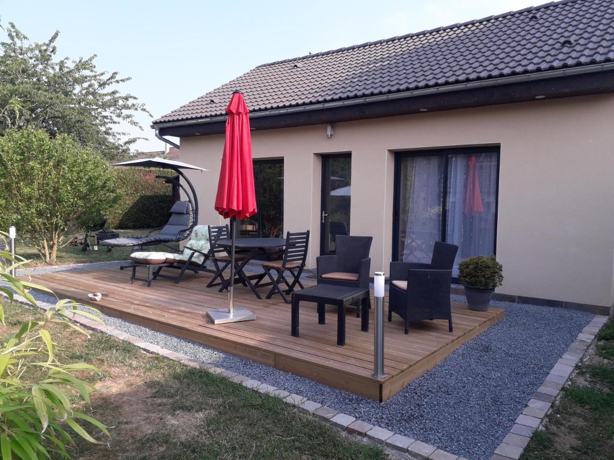 Gite Avec Option Bien-Etre Sur La Veloscenie Montigny-le-Chartif Esterno foto